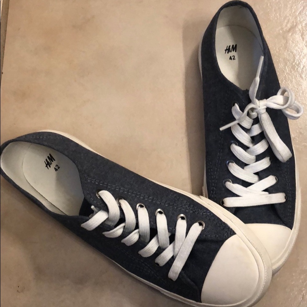 Men’s H&M Tennis Shoes Denim Size US 9
